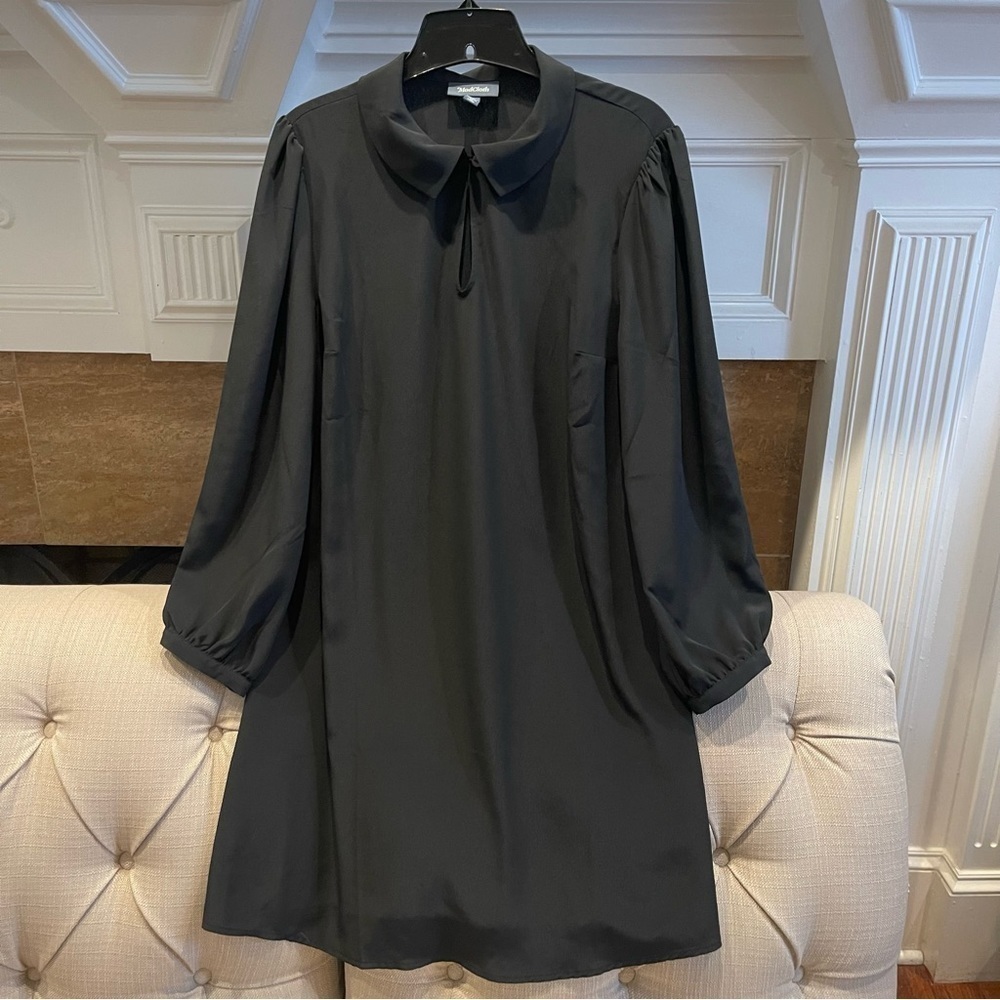 ModCloth Dress Women’s Medium Off to Never Neverland Shift Black Dress